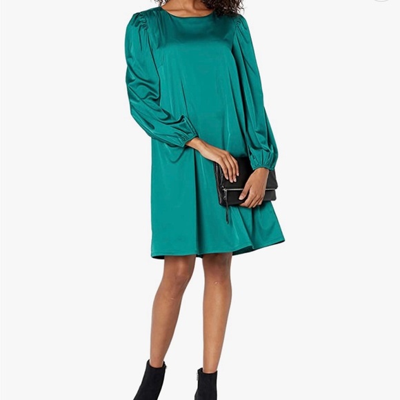 NWT SHOPDANDY “THE DROP” EMERALD DRESS - Picture 1 of 4